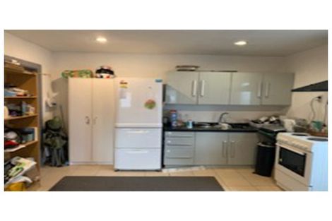 Photo of property in 3 Rogers Avenue, Eastern Beach, Auckland, 2012