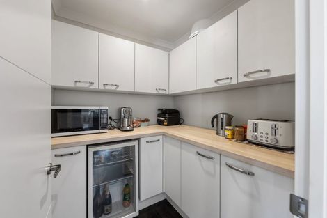 Photo of property in 4 Kawharu Street, Marshland, Christchurch, 8083