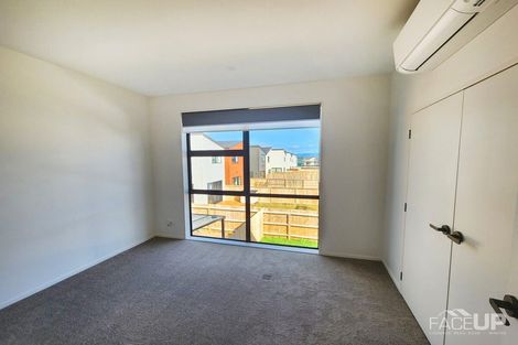 Photo of property in 8 Landing Path Drive, Hobsonville, Auckland, 0616