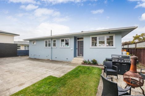 Photo of property in 3 Wincanton Place, Awapuni, Palmerston North, 4412