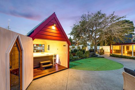Photo of property in 64 Kings Crescent, Hutt Central, Lower Hutt, 5010