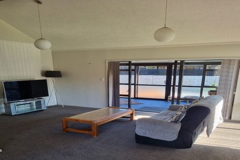 Photo of property in 11 Lowther Place, Taradale, Napier, 4112
