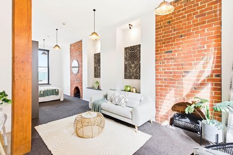 Photo of property in 4/5 Jetty Street, Dunedin Central, Dunedin, 9016