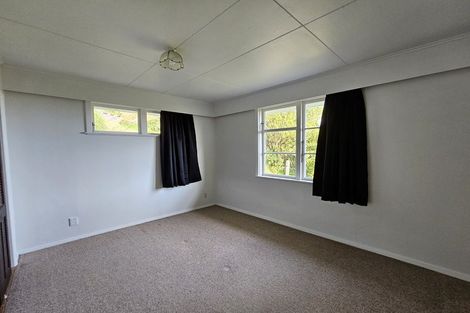 Photo of property in 57 Salford Street, Newlands, Wellington, 6037