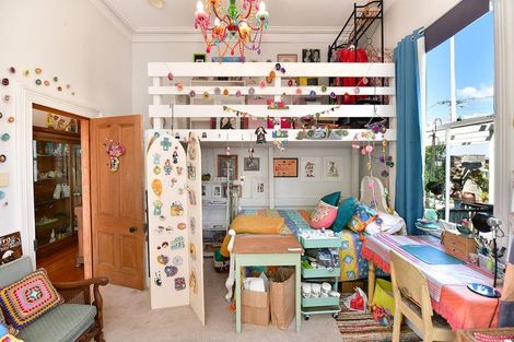 Photo of property in 2b Mcleod Street, Helensville, 0800