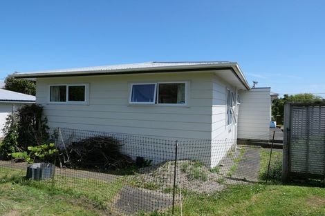 Photo of property in 46 Kaitawa Crescent, Paraparaumu, 5032