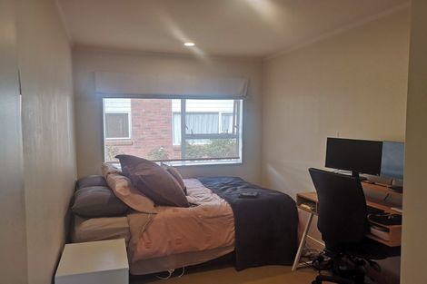 Photo of property in 1/94 Nile Road, Milford, Auckland, 0620