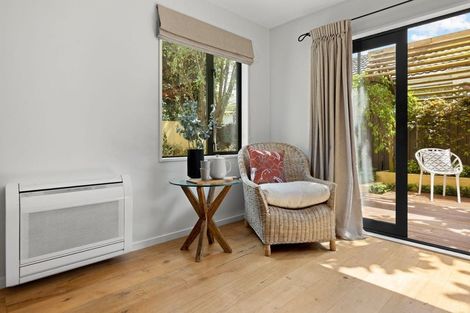 Photo of property in 20 Ayr Street, Riccarton, Christchurch, 8011