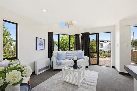Photo of property in 2/4u Richard Street, Titahi Bay, Porirua, 5022