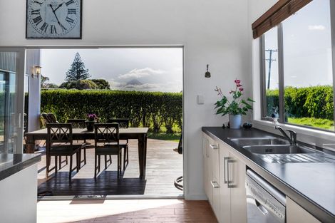 Photo of property in 141 Scott Road, Okaiawa, Hawera, 4671