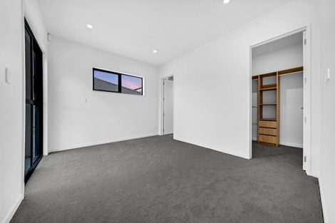 Photo of property in 28 Korowhiti Road, Clarks Beach, 2122