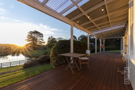 Photo of property in 83 Tarrant Road, Helensville, 0875