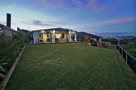 Photo of property in 8 Kiritiana Close, Pyes Pa, Tauranga, 3112