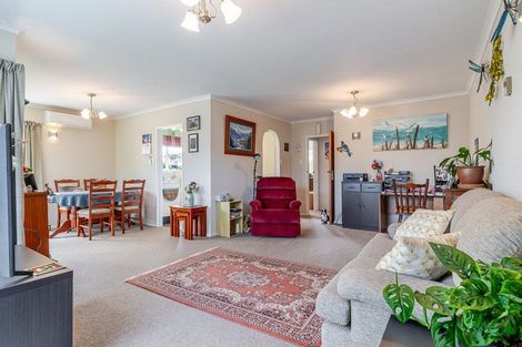 Photo of property in 19 Te Punga Place, Awapuni, Palmerston North, 4412