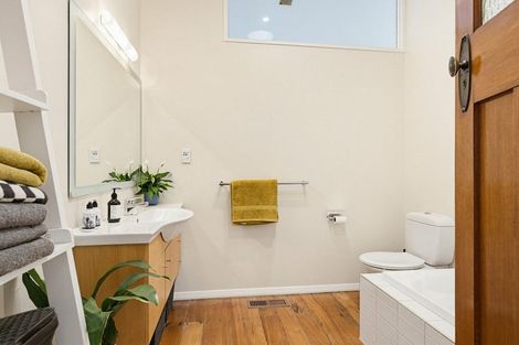 Photo of property in 28 Arawa Road, Hataitai, Wellington, 6021