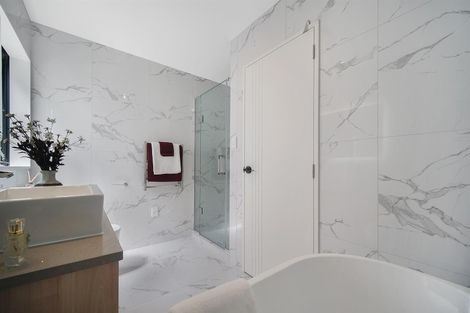 Photo of property in 165 Grove Road, Papakura, 2110