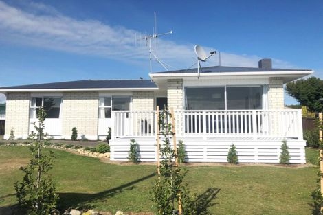 Photo of property in 12 Vogel Street, Levin, 5510