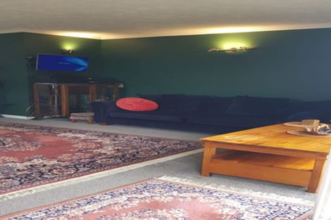 Photo of property in 2/125a Mackenzie Avenue, Woolston, Christchurch, 8023