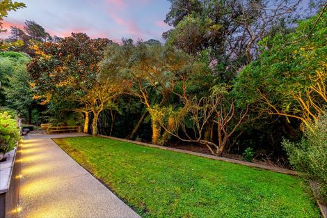 Photo of property in 2 Glen Road, Kelburn, Wellington, 6012