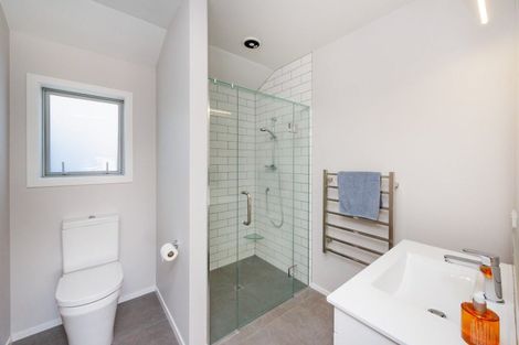 Photo of property in 42 Totara Road, Awapuni, Palmerston North, 4412