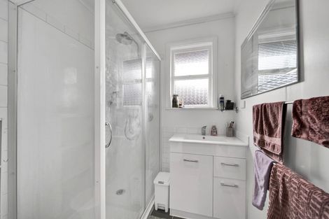 Photo of property in 7 Broadway, Stratford, 4332