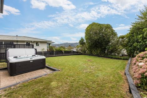 Photo of property in 5 Mission Street, Waterloo, Lower Hutt, 5011