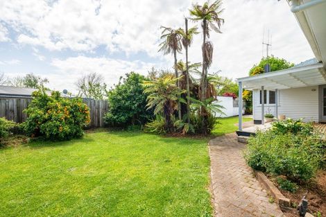 Photo of property in 4 Sutton Crescent, Hillcrest, Hamilton, 3216