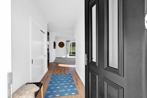 Photo of property in 159 Opunake Road, Stratford, 4391