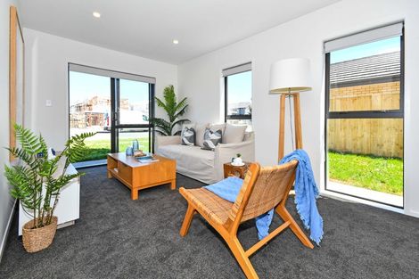 Photo of property in 46b Kaitiaki Drive, Clarks Beach, 2122