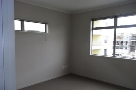 Photo of property in 3/11 Carlos Drive, Flat Bush, Auckland, 2016