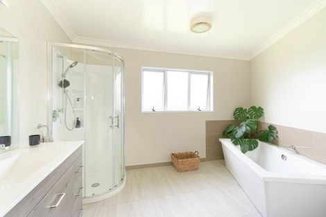 Photo of property in 72 Fairfield Road, Levin, 5510