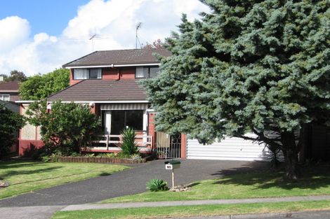 Photo of property in 150 Prince Regent Drive, Half Moon Bay, Auckland, 2012