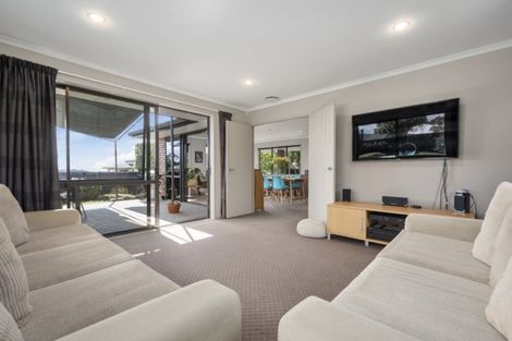 Photo of property in 2 Lochay Place, Pyes Pa, Tauranga, 3112