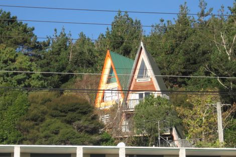 Photo of property in 87a Stokes Valley Road, Stokes Valley, Lower Hutt, 5019