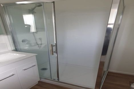 Photo of property in 2/7 Arawa Street, New Lynn, Auckland, 0600