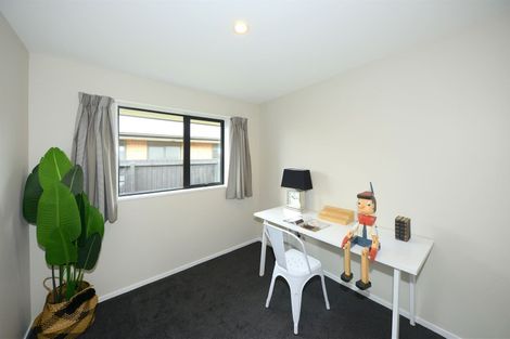 Photo of property in 12 Pukeko Place, Rangiora, 7400