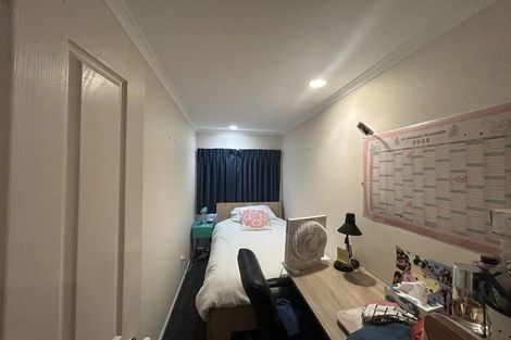 Photo of property in 9 Sequoia Grove, Mount Maunganui, 3116