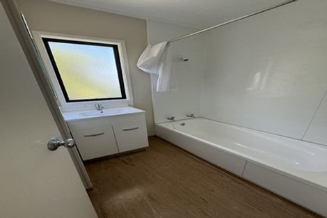 Photo of property in 64 Solar Road, Glen Eden, Auckland, 0602