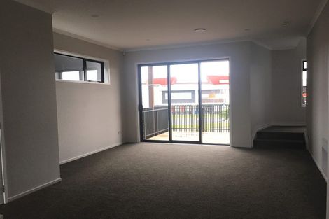 Photo of property in 83a Hobsonville Point Road, Hobsonville, Auckland, 0616