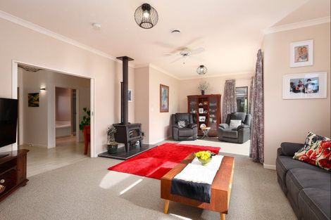 Photo of property in 19 Whiting Drive, Wakefield, 7025