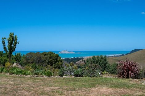 Photo of property in 1995 Waimarama Road, Waimarama, Havelock North, 4294