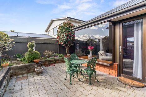 Photo of property in 2/18 Selwyn Street, Maori Hill, Timaru, 7910