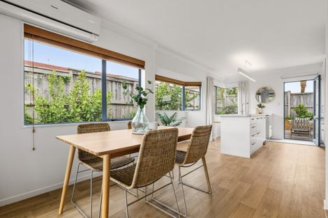 Photo of property in 16 Kaimanawa Street, Mount Maunganui, 3116