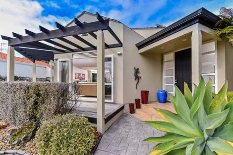 Photo of property in 98 Landing Drive, Albany, Auckland, 0632