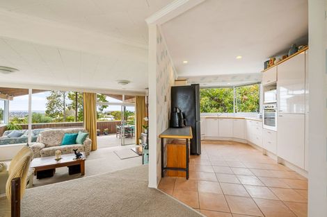 Photo of property in 1 Routley Drive, Glen Eden, Auckland, 0602