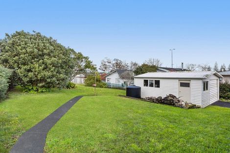 Photo of property in 18 Pax Avenue, Forrest Hill, Auckland, 0620