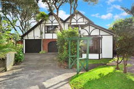 Photo of property in 15 Noel Avenue, Orewa, 0931