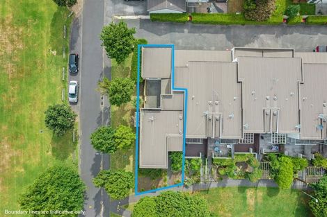 Photo of property in 35 The Track, Takanini, 2112