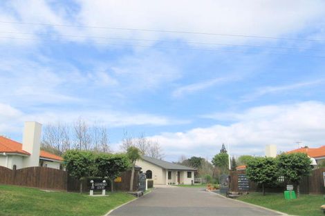 Photo of property in Cotswold Court, 3/8 Cheyne Road, Pyes Pa, Tauranga, 3112