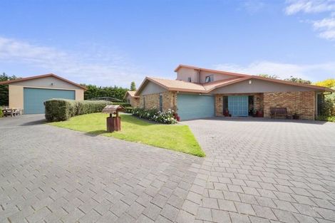 Photo of property in 173 South Road, Hawera, 4610